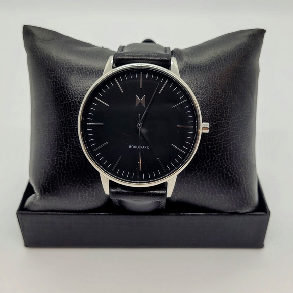MVMT Boulevard Unisex Watch - Picture 2 of 5
